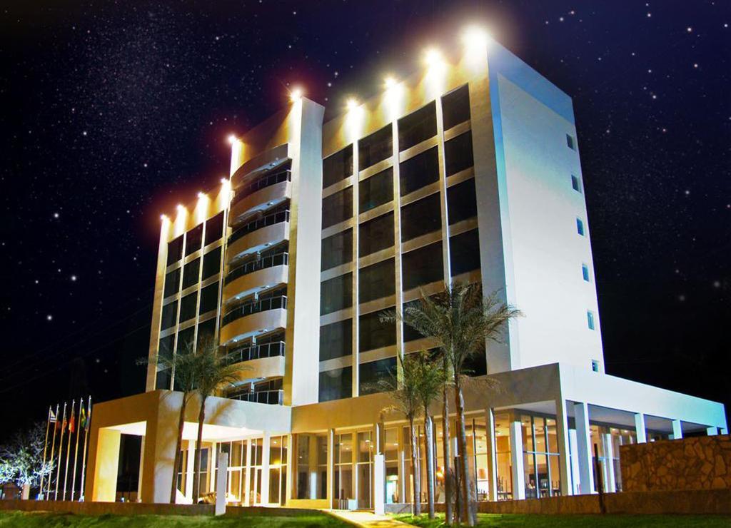 Howard Johnson Ramallo Hotel Exterior foto